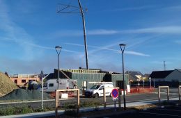 Montage de la charpente bois avec grue