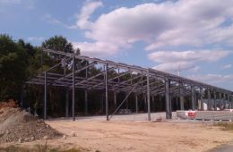 Bâtiment de stockage en construction